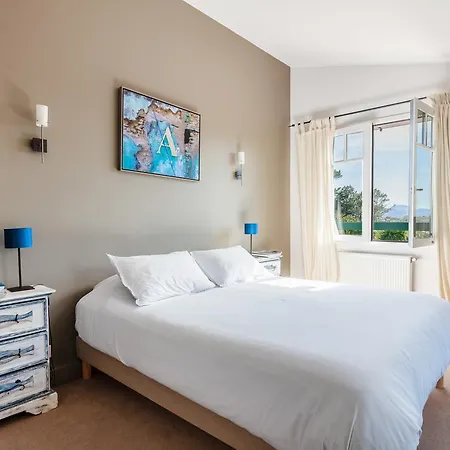 Holiday home Belle Maison Basque Avec Piscine A Guethary