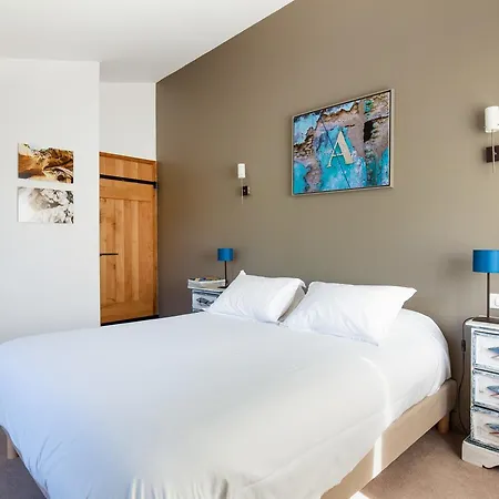 Holiday home Belle Maison Basque Avec Piscine A Guethary
