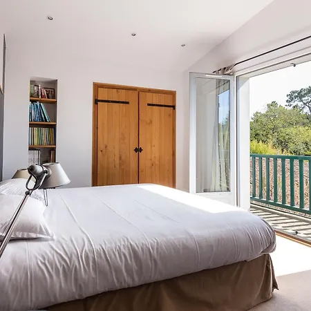 Belle Maison Basque Avec Piscine A Holiday home