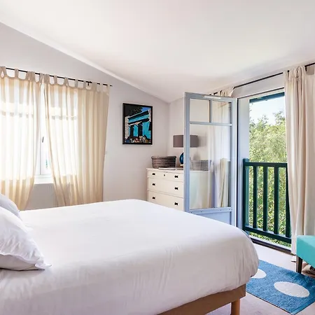 Belle Maison Basque Avec Piscine A