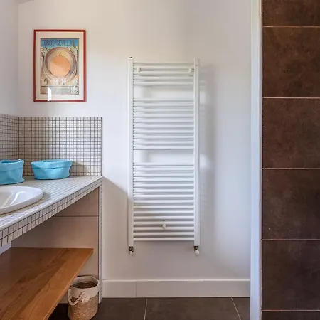 Belle Maison Basque Avec Piscine A Holiday home
